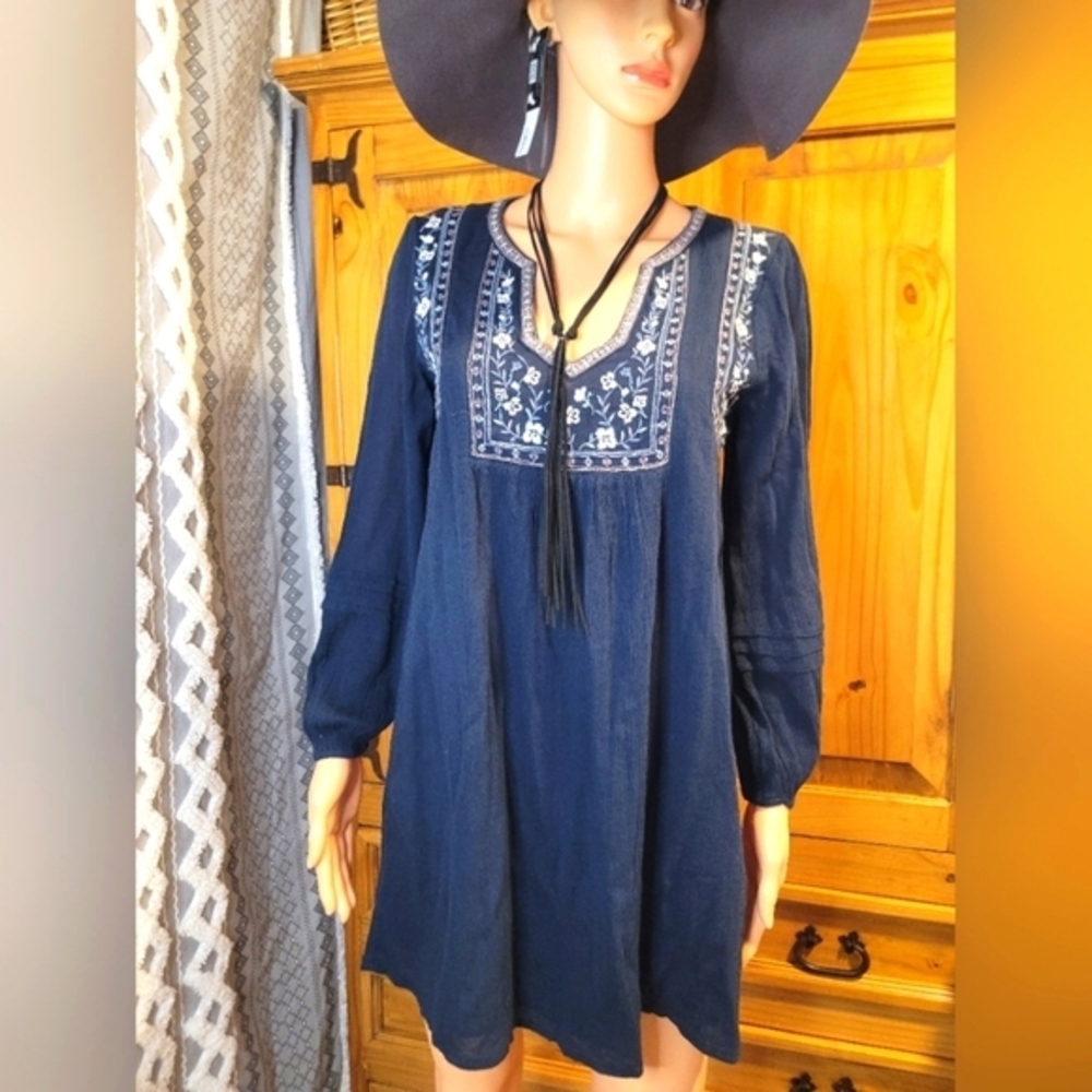 Abercrombie And‎ Fitch Navy Blue Embroidered Women's Dress